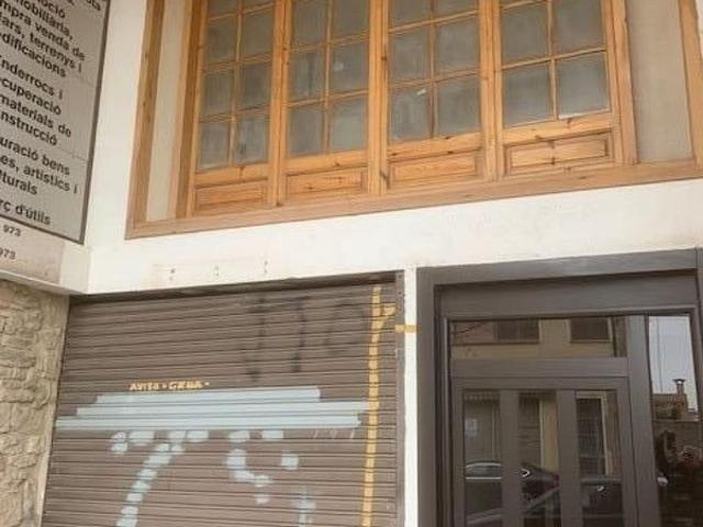 Local Comercial en venta en Tàrrega, Lleida