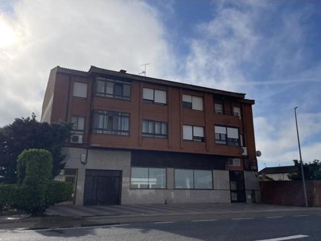 Local Comercial en venta en Toral De Los Guzmanes, Castilla y León