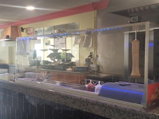 Local Comercial en venta en Grupo Juan de Herrera, Torrelavega