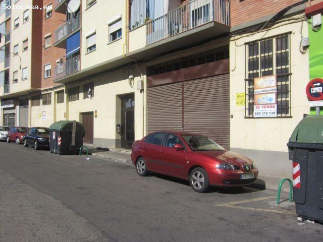 Local Comercial en venta en Oliver-Valdefierro, Zaragoza