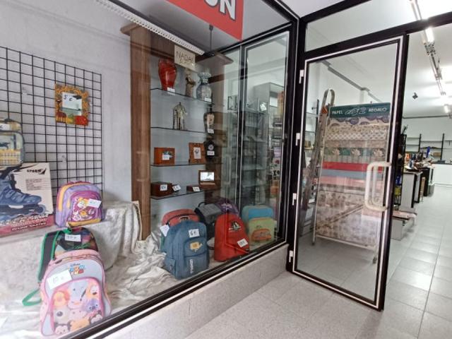 Local Comercial en venta en Urbanización Pline, Comarca de Loja