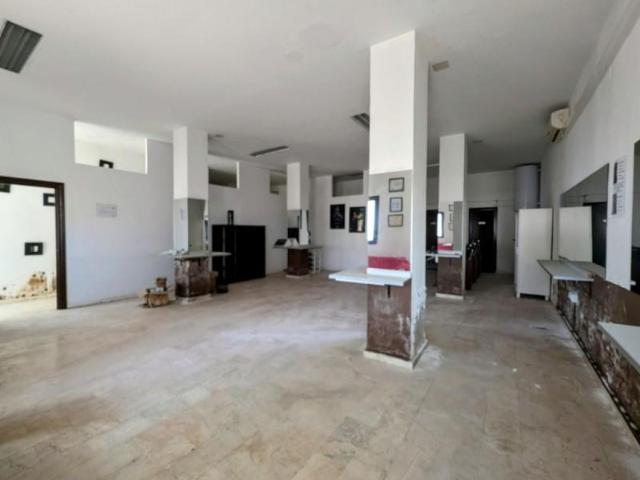 Local Comercial en venta en Barrio Alfaguara, Comarca de Loja