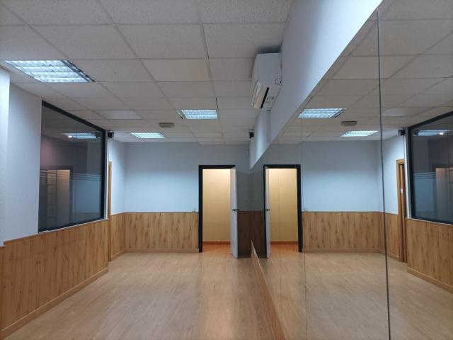 Local Comercial en venta en Latina, Madrid