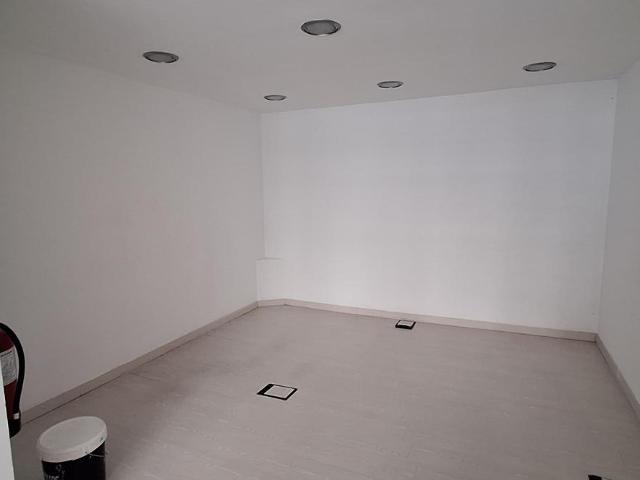Local Comercial en venta en Milagrosa, Pamplona / Iruña