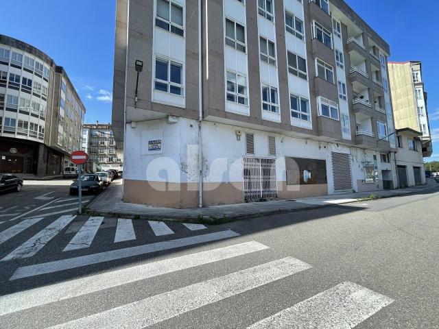 Local Comercial en venta en Ponteareas, O Paseo Matutino