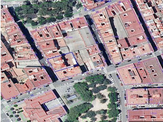 Local Comercial en venta en Xirivella, Barri del Mont de Pietat