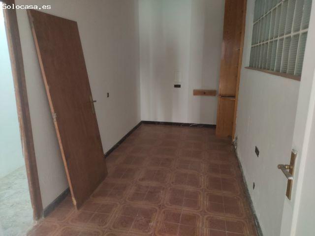 Local Comercial en alquiler en Almansa, Castilla-La Mancha