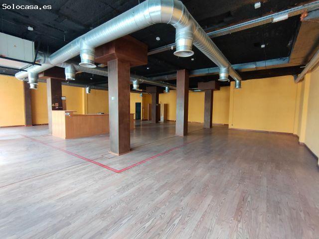 Local Comercial en alquiler en Distrito Este, Burgos