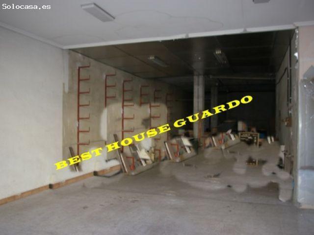 Local Comercial en venta en Guardo, Castilla y León