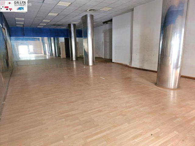 Local Comercial en alquiler en Castellón De La Plana, Grup Sant Vicent Ferrer