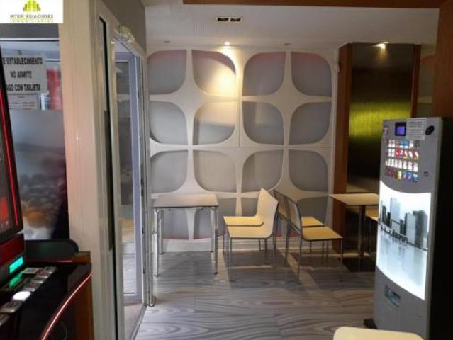 Local Comercial en venta en Distrito 2, Albacete