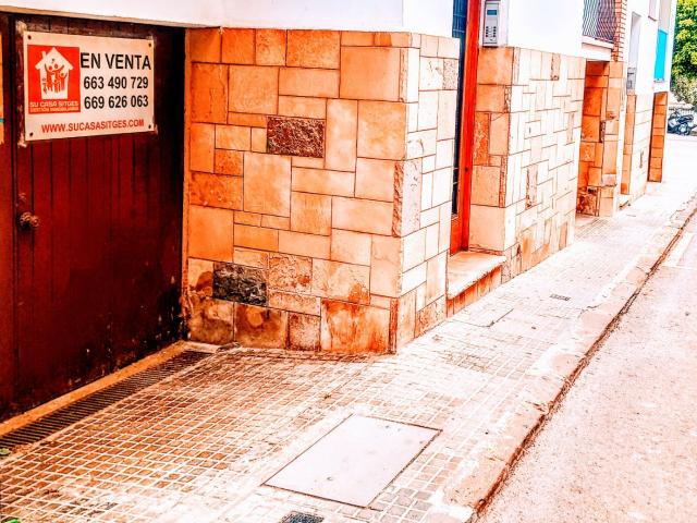 Garaje en venta en Garraf, Catalunya