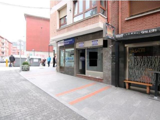 Local Comercial en venta en Urbi, Basauri