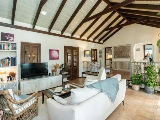 Local Comercial en venta en Lomas de Monte Biarritz, Estepona
