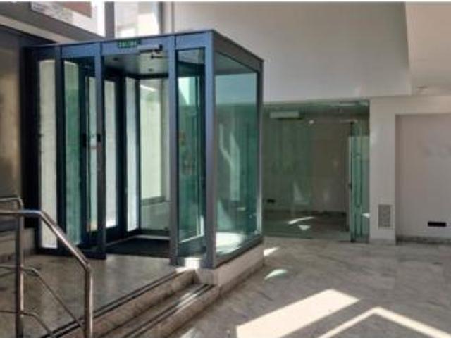 Local Comercial en venta en Los Campos, Gijón / Xixón