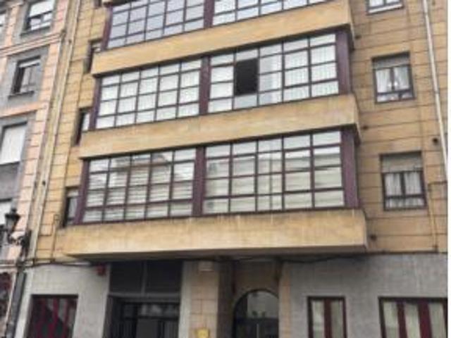 Local Comercial en venta en Llangréu / Langreo