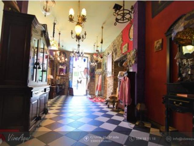 Local Comercial en venta en Llangréu / Langreo