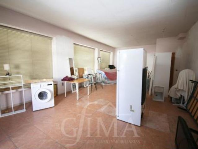 Local Comercial en venta en Tomelloso, Ciudad Real
