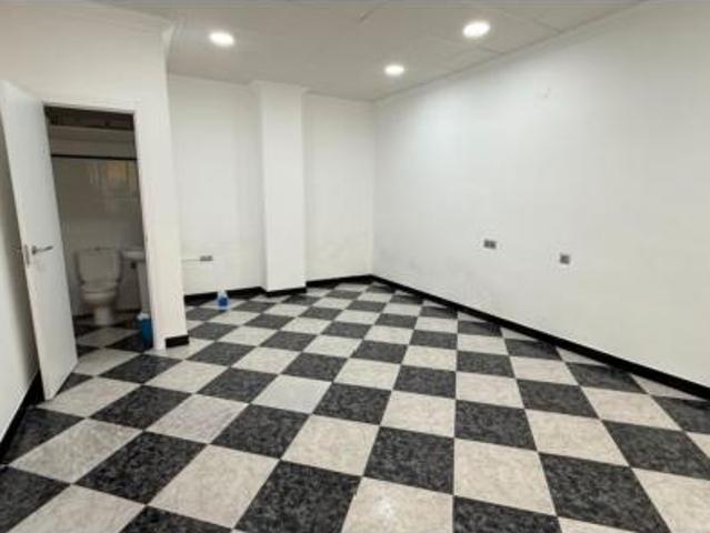Local Comercial en venta en Capuchinos, Vélez-Málaga