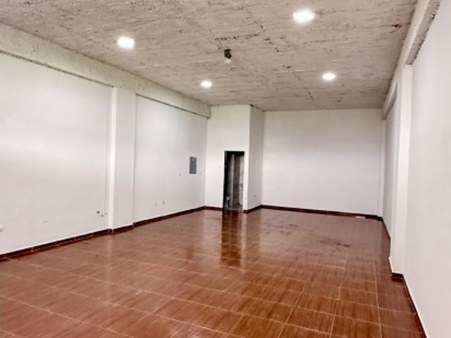 Local Comercial en alquiler en Barrio 19 de Abril, Valencia
