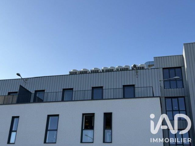 Local Commercial vente à Le Clos Grousset, Saint-Just-Saint-Rambert