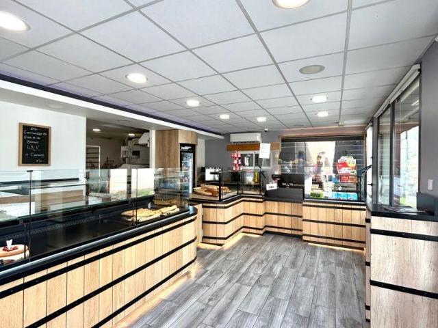 Local Commercial vente à Lesparre-Médoc, Cussac-fort-médoc