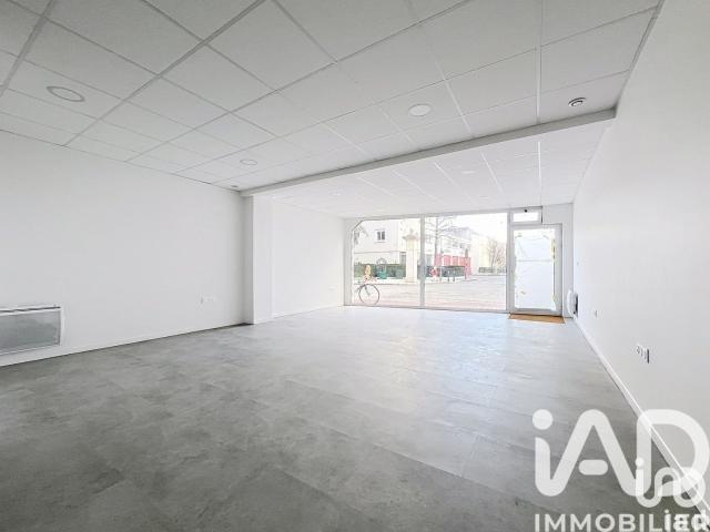 Local Commercial vente à Nanterre, Suresnes
