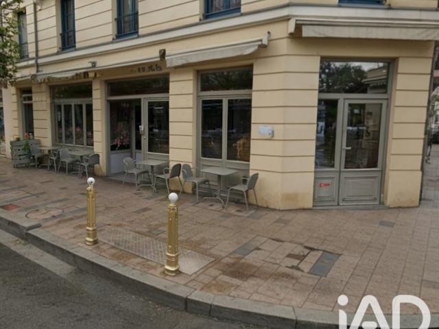 Local Commercial vente à Nanterre, Puteaux