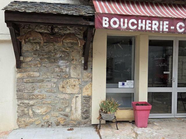Local Commercial vente à La Malène, Lozère