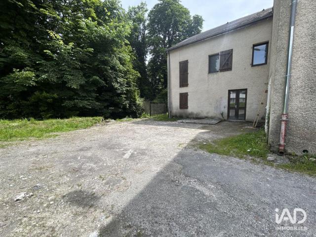 Local Commercial vente à Oloron-Sainte-Marie, Bielle