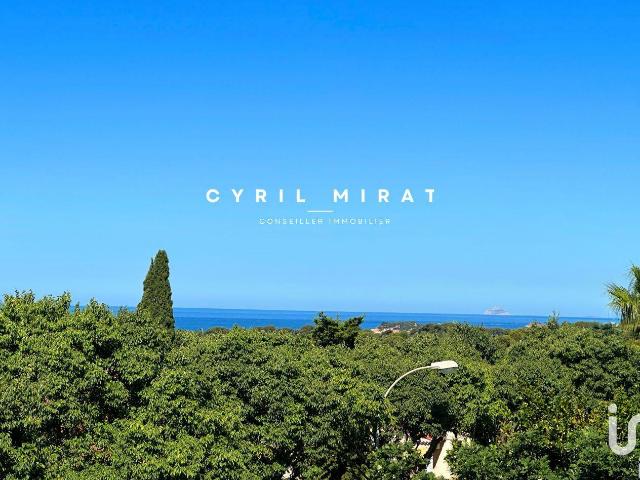 Local Commercial vente à Arrondissement de Toulon, Sanary-sur-mer