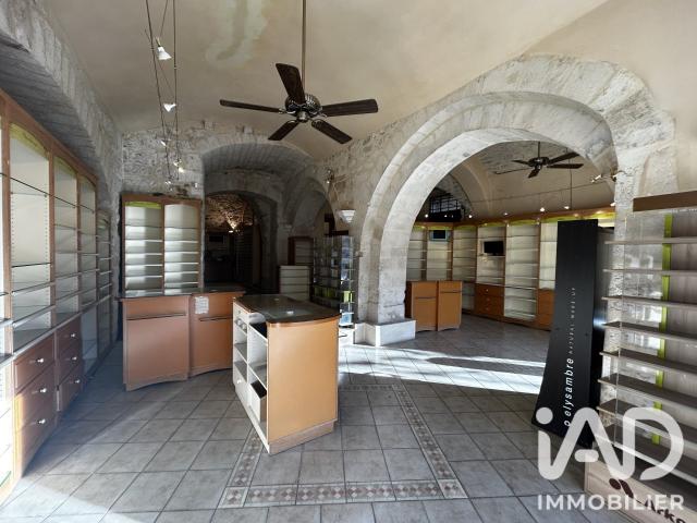 Local Commercial vente à Saint-Marcel-d'Ardèche, Ardèche