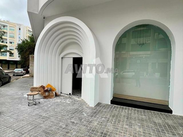 Local commercial vente à Anfa, Gharb-Chrarda-Beni Hssen