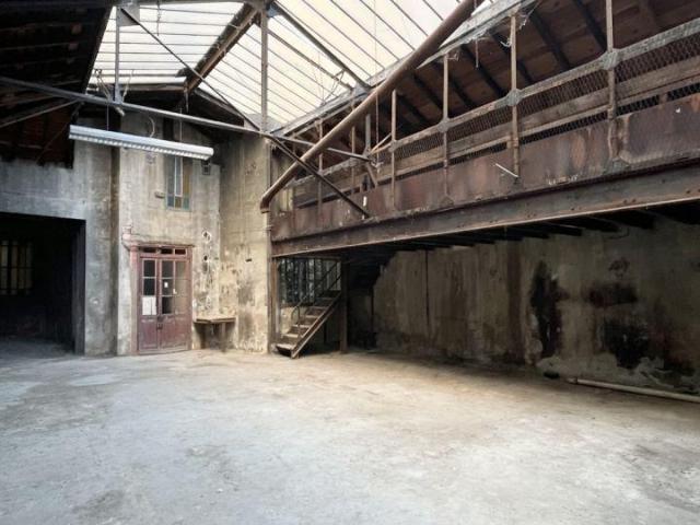 Local Commercial vente à Saint-Étienne, Saint-etienne