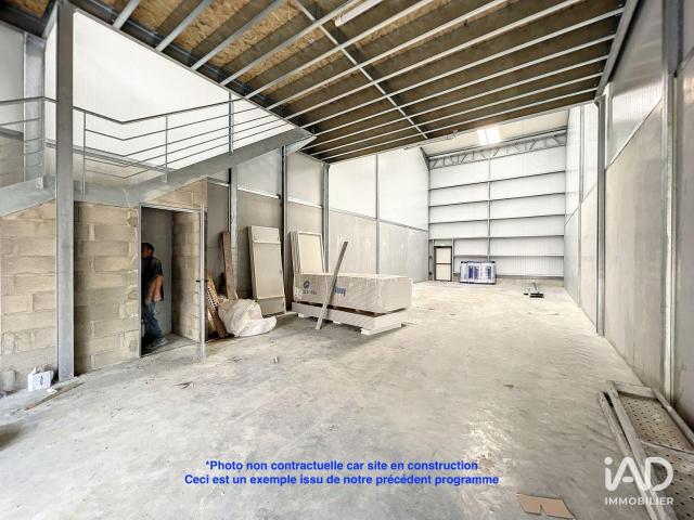 Local Commercial vente à Torcy, Chevry-cossigny