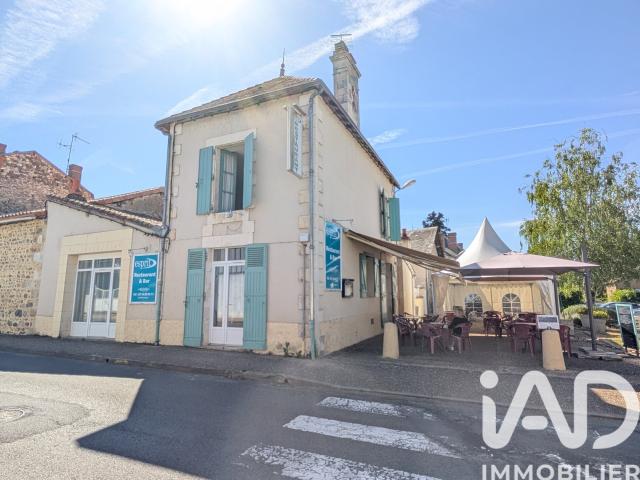 Local Commercial vente à Montmorillon, L'isle-jourdain