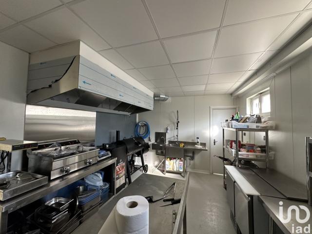 Local Commercial vente à Saint-Germain-en-Laye, Carrières-sur-seine