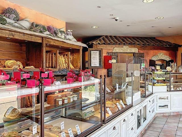 Local Commercial vente à Villefranche-sur-Saône, Rhône