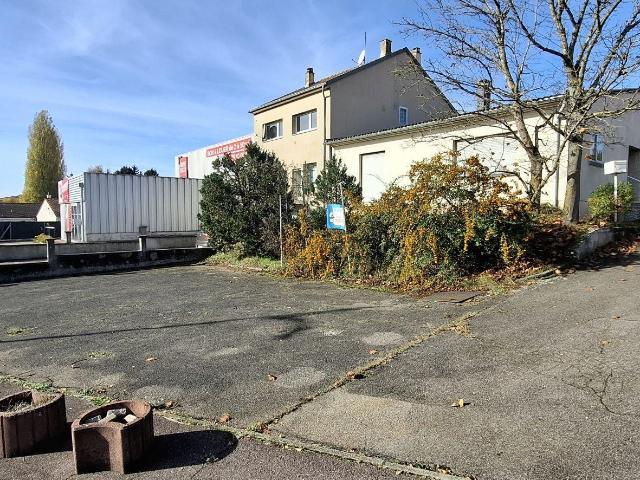 Local Commercial vente à Forbach-Boulay-Moselle, Morsbach