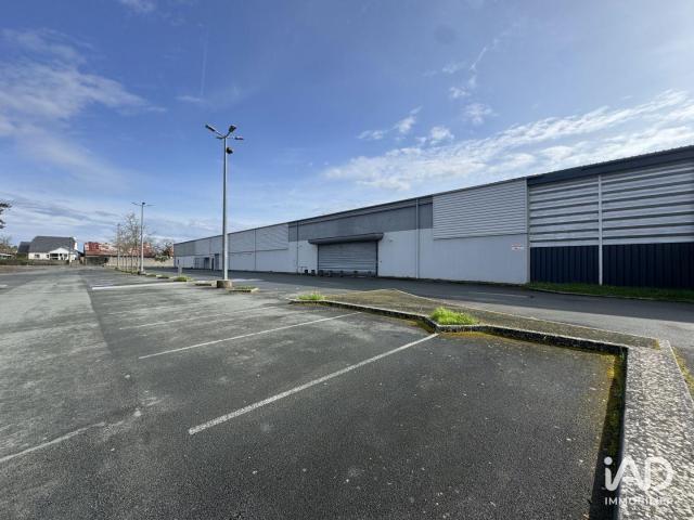 Local Commercial vente à Poitiers, Mirebeau