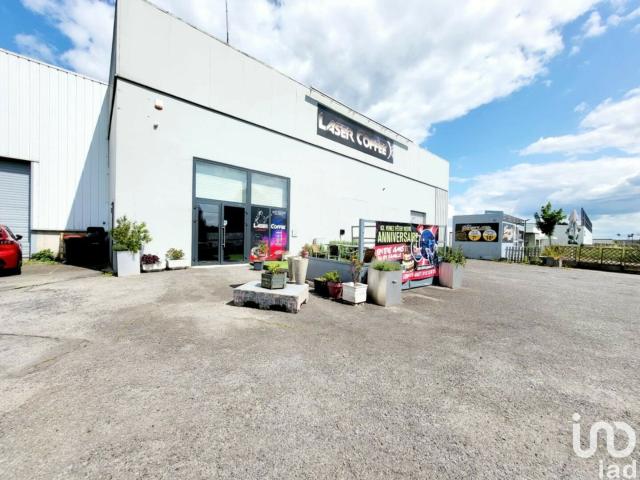 Local Commercial vente à Val-de-Briey, Cosnes-et-romain