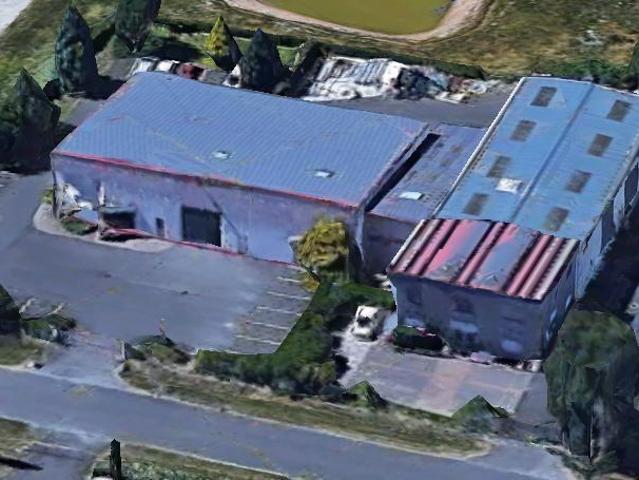 Local Commercial vente à Loches, Pocé-sur-cisse