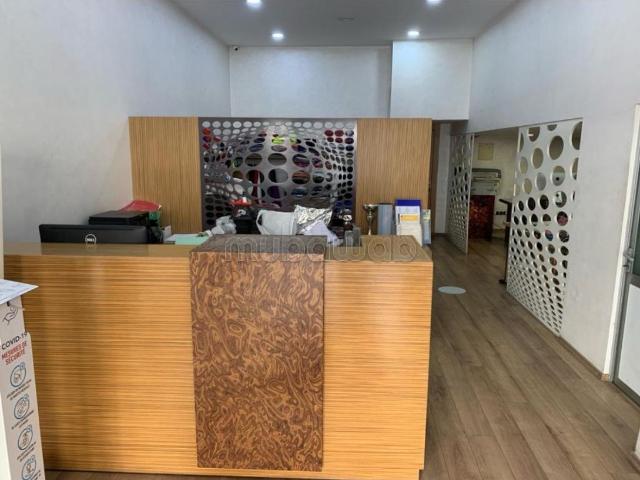 Local commercial vente à Anfa, Gharb-Chrarda-Beni Hssen