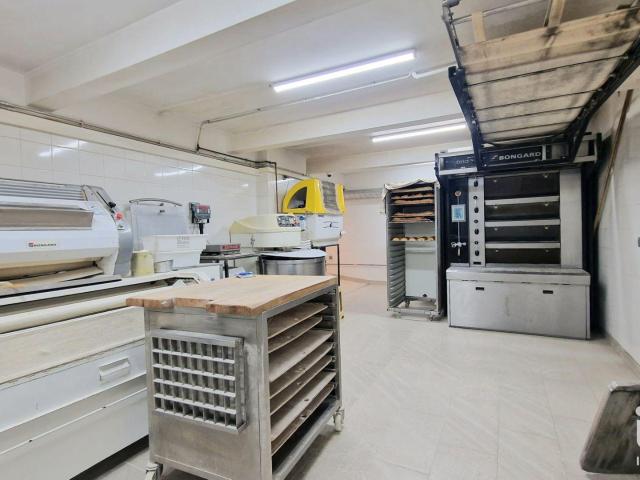 Local Commercial vente à Paris, Île-de-France