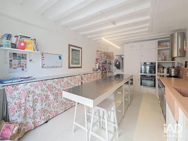 Local Commercial vente à Nanterre, Rueil-malmaison