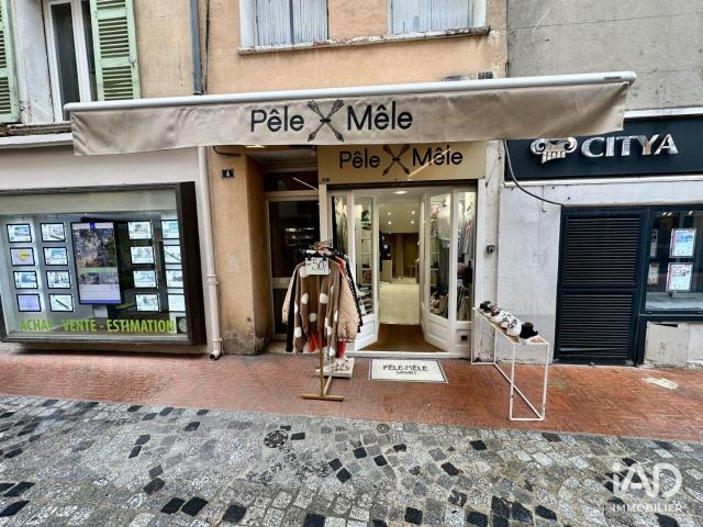 Local Commercial vente à Arrondissement de Toulon, Sanary-sur-mer