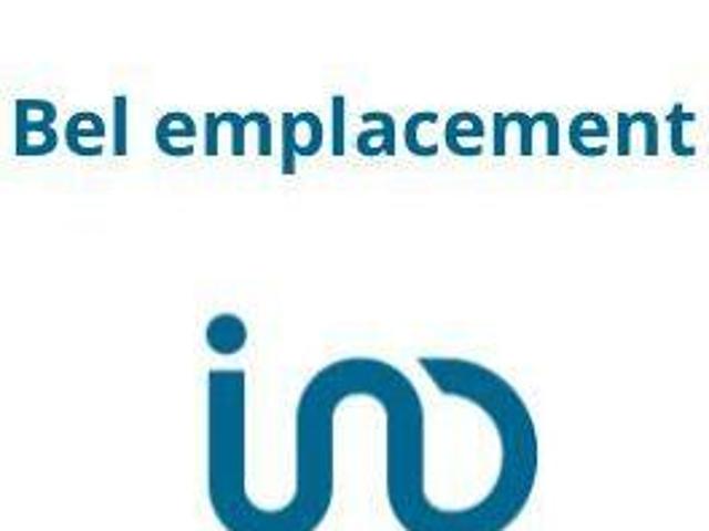 Local Commercial vente à Nanterre