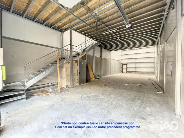 Local Commercial vente à Torcy, Chevry-cossigny