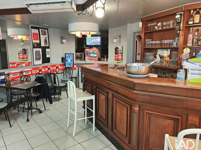 Local Commercial vente à Saint-Germain-en-Laye, Sartrouville