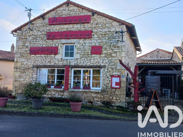 Local Commercial vente à Montmorillon, Queaux